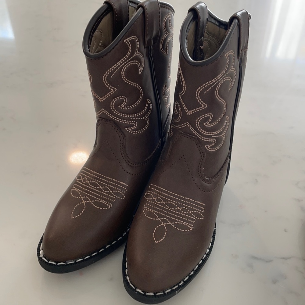Toddler boys cowboy boots size 7